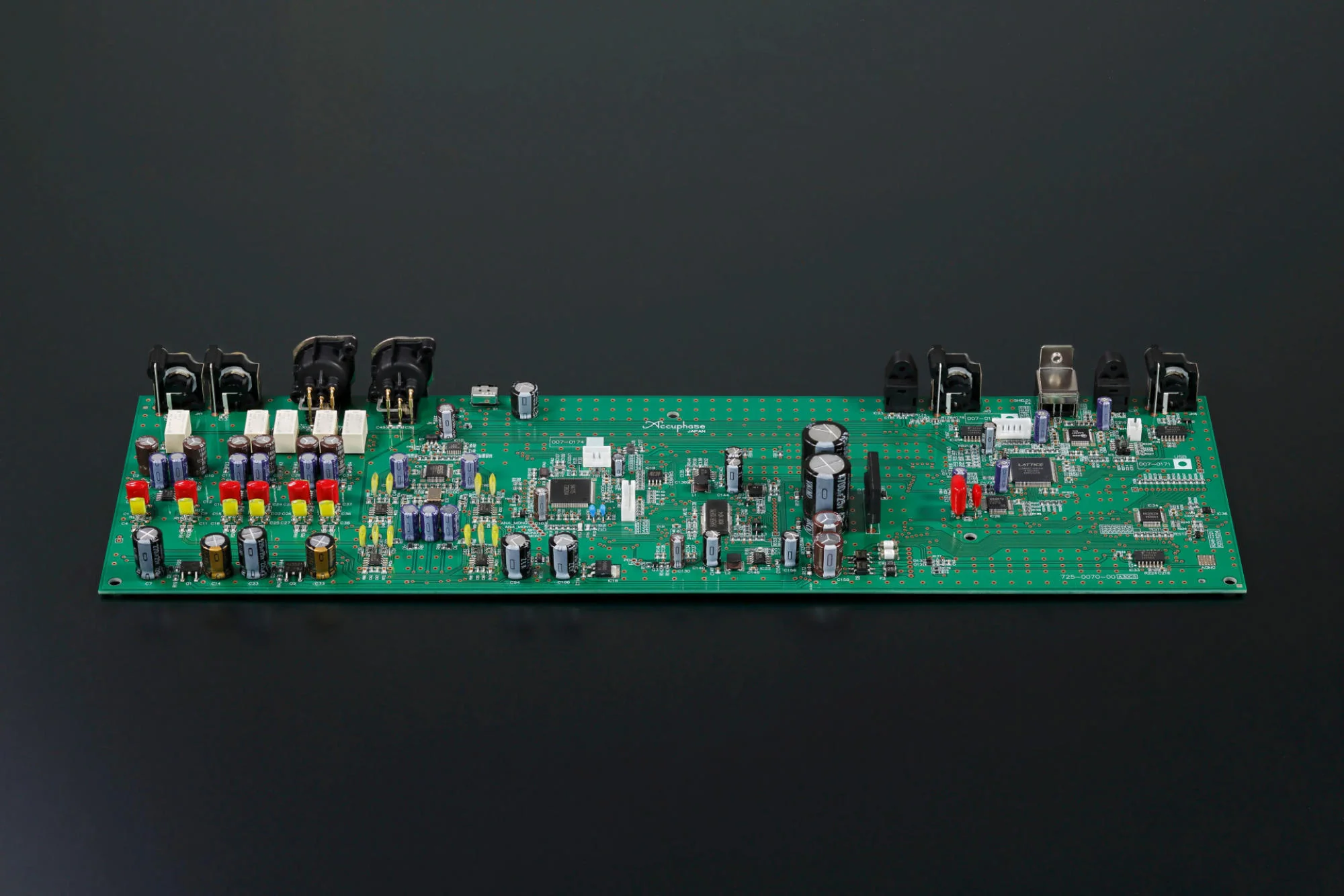 Accuphase DP-450 - Lecteur CD, DAC ESS 32 Bits - Image 7