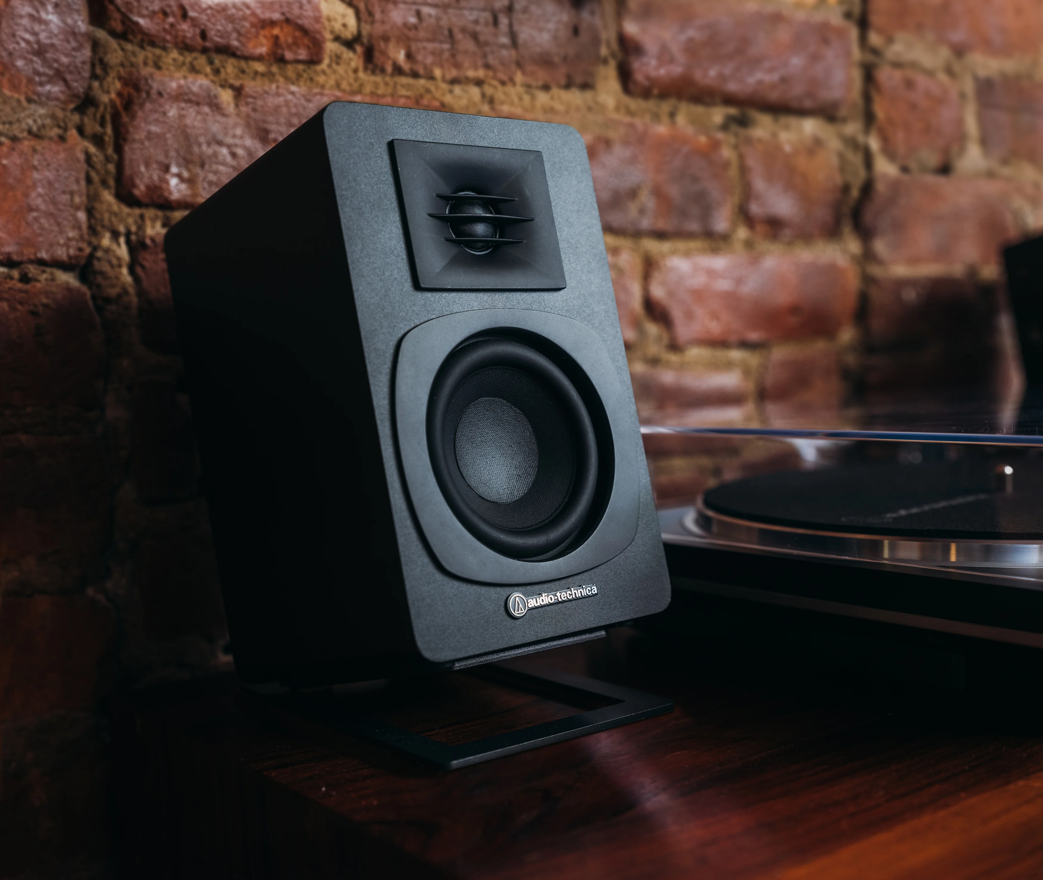 audio-technica AT-SP3X - Enceintes d'étagère amplifiée 30Watts filaire ou Bluetooth - Image 11