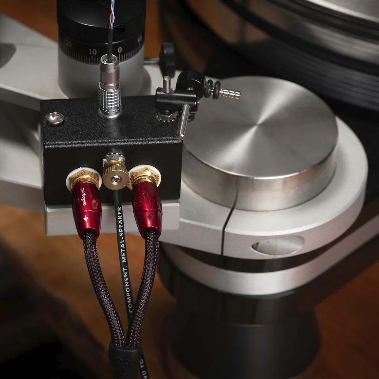 Audioquest Black Hole GroundGoody | Fil de terre dissipant les RF 1.5M (5') - Image 3