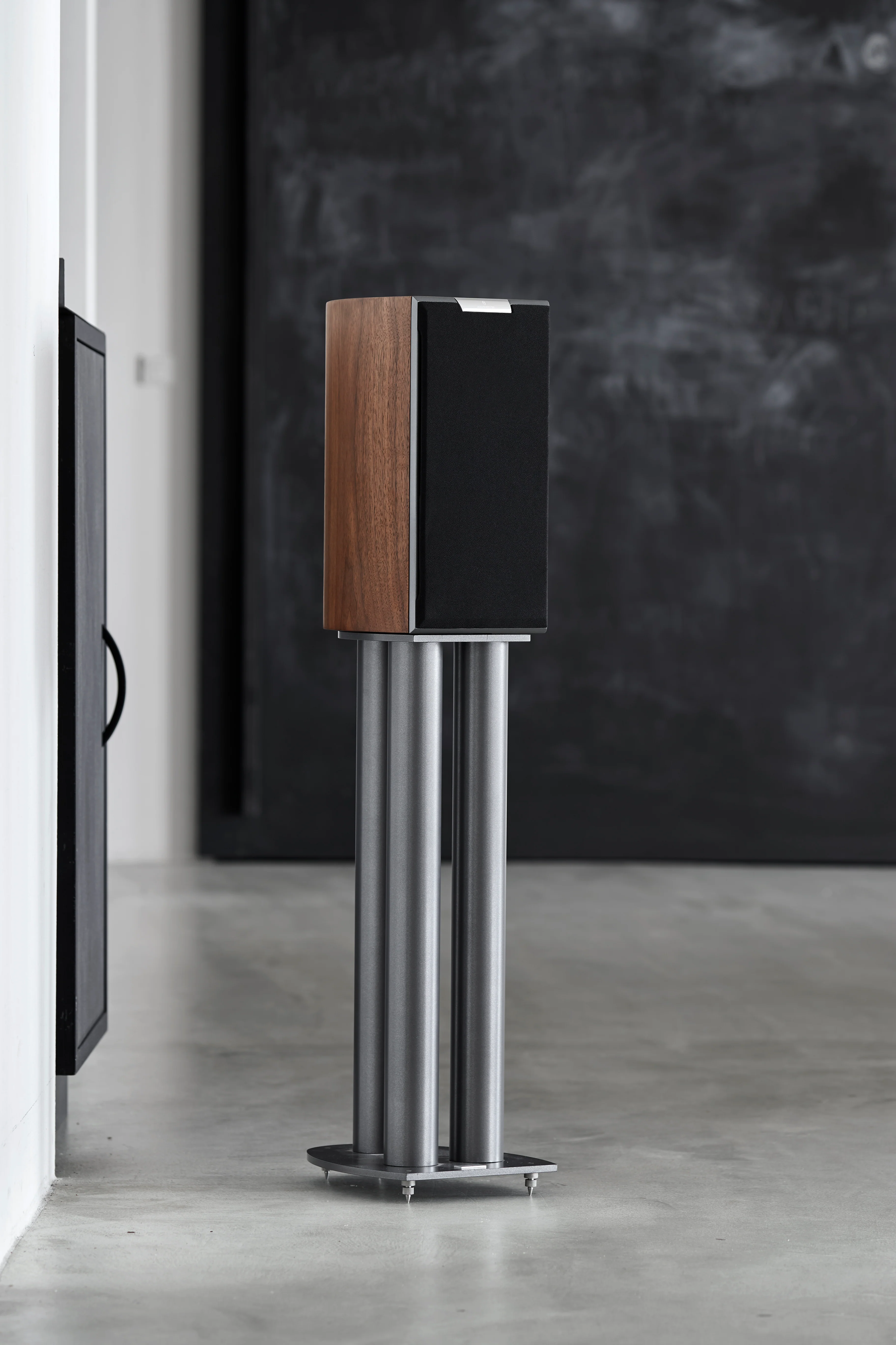 Audiovector R1 Arrete - Enceintes compactes d'étagère haute-fidélité performantes - Image 14