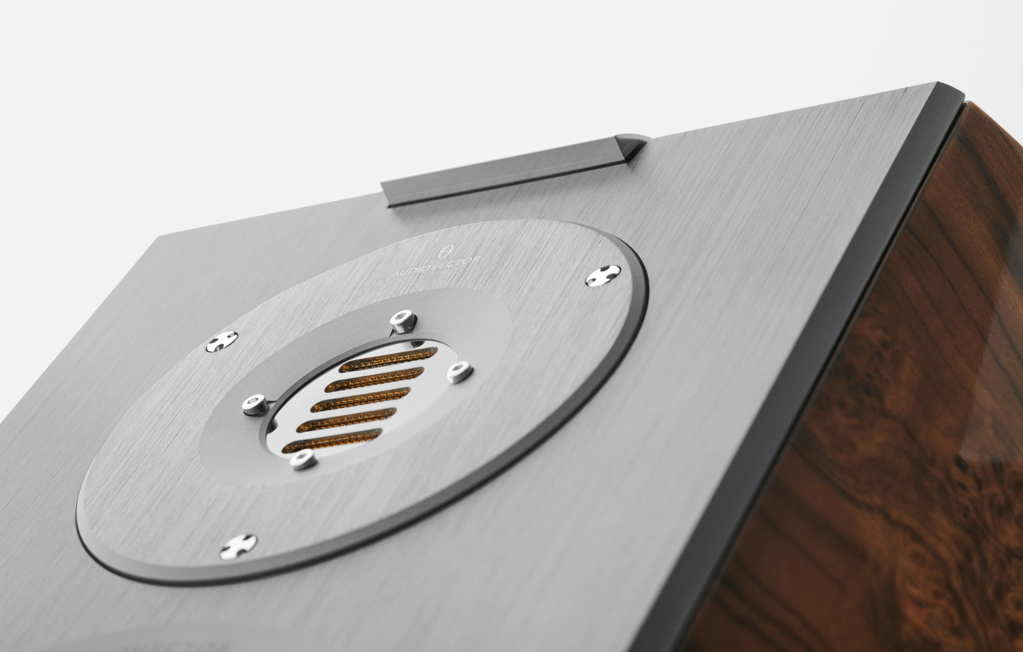 Audiovector R8 Arrete - Enceintes de type colonne haute-fidélité pour les audiophiles! - Image 24