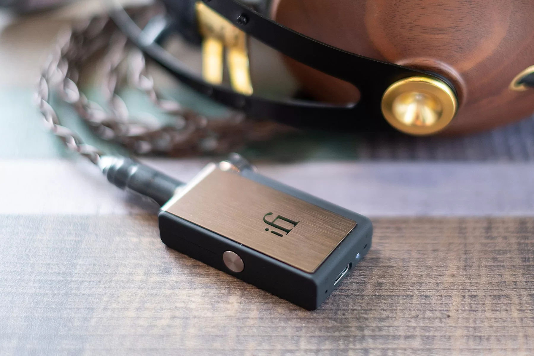 iFi Audio Goblu - DAC Portatif Bluetooth miniature ultra léger 26 grammes autonomie 10h - Image 6