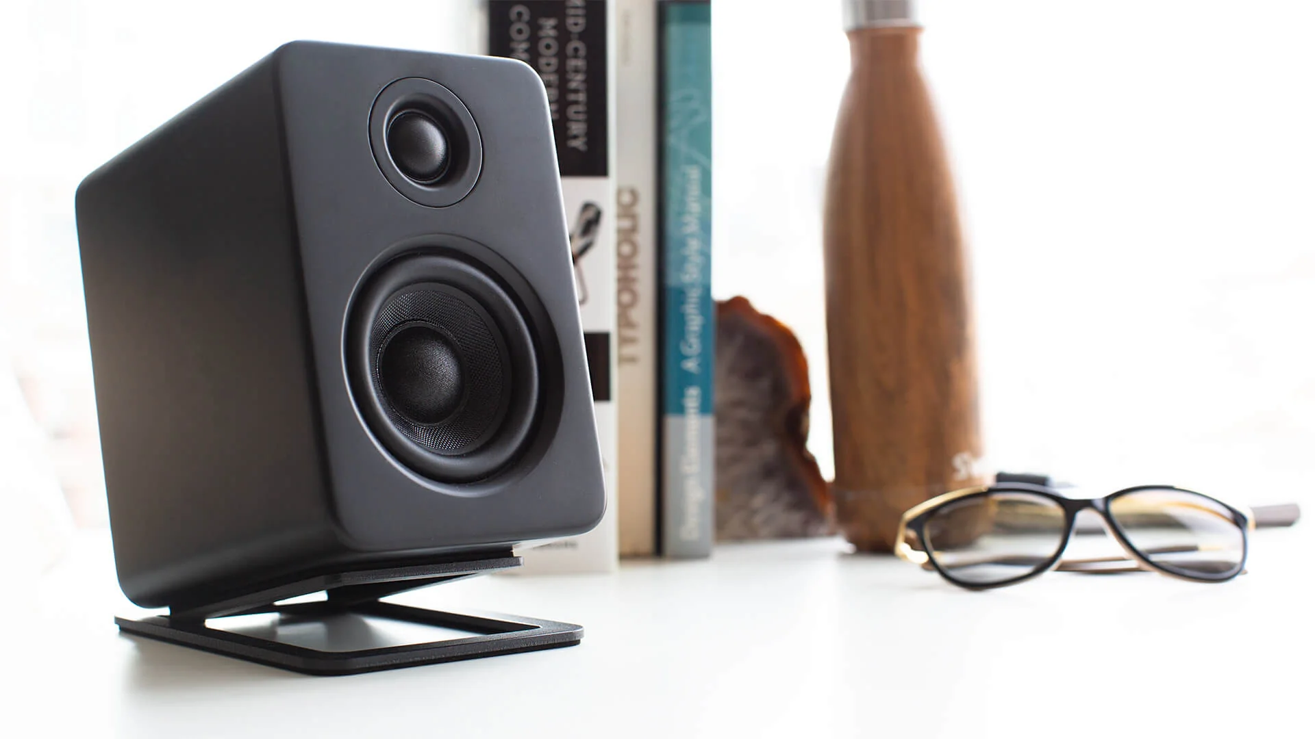 Kanto YU2 - Haut-parleurs de bureau amplifiés 25 Watts Canal - Image 10