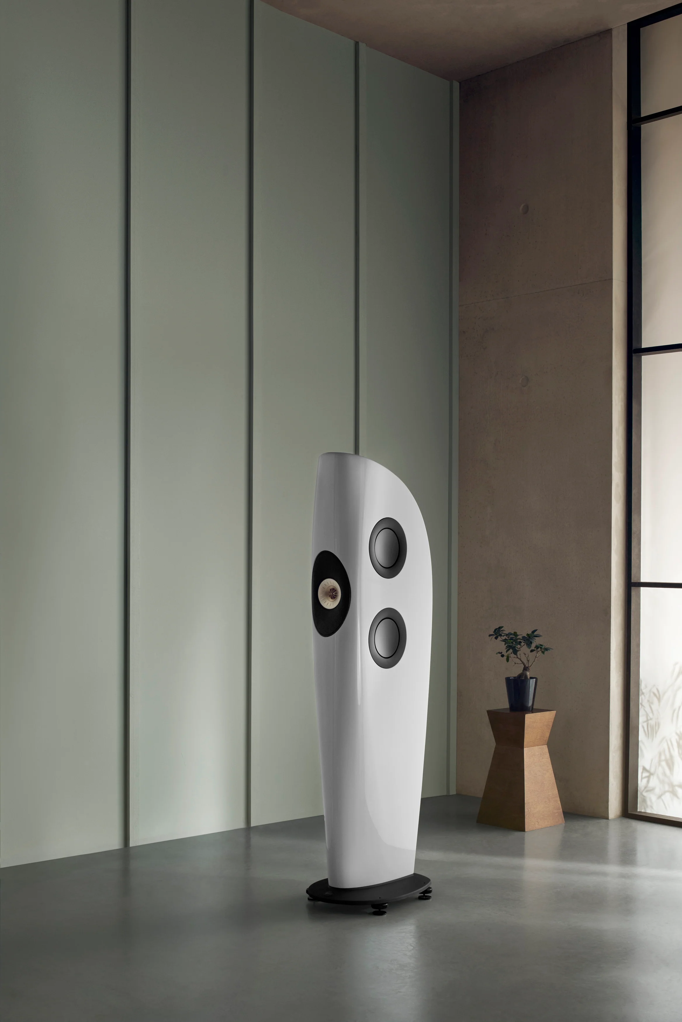 KEF Blade One Meta - Enceintes de type colonne Haute-Fidélité de la technologie Meta - Image 24