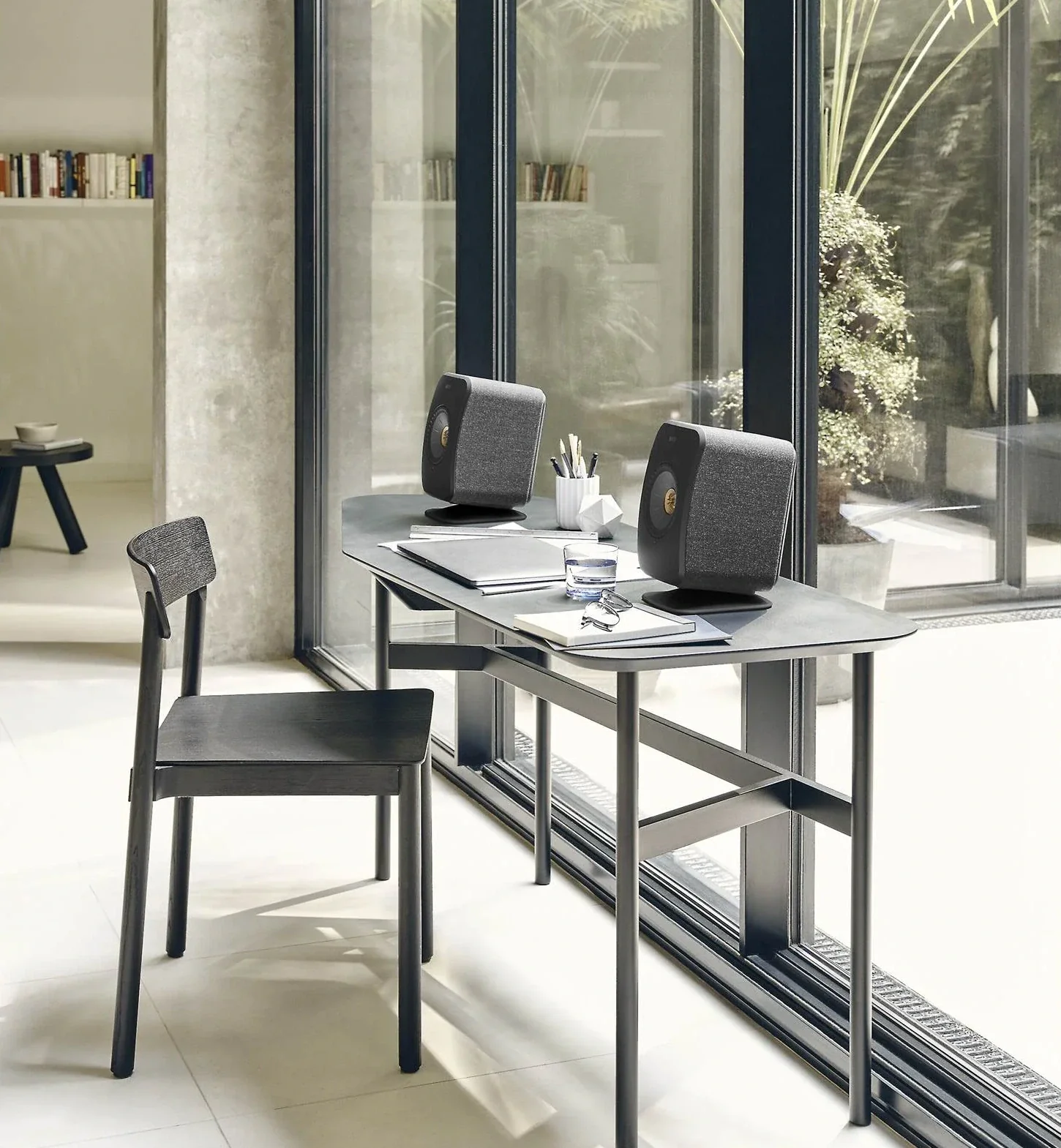 KEF P1 | Supports de bureau pour enceintes amplifiées KEF LSX II, LT - Image 9