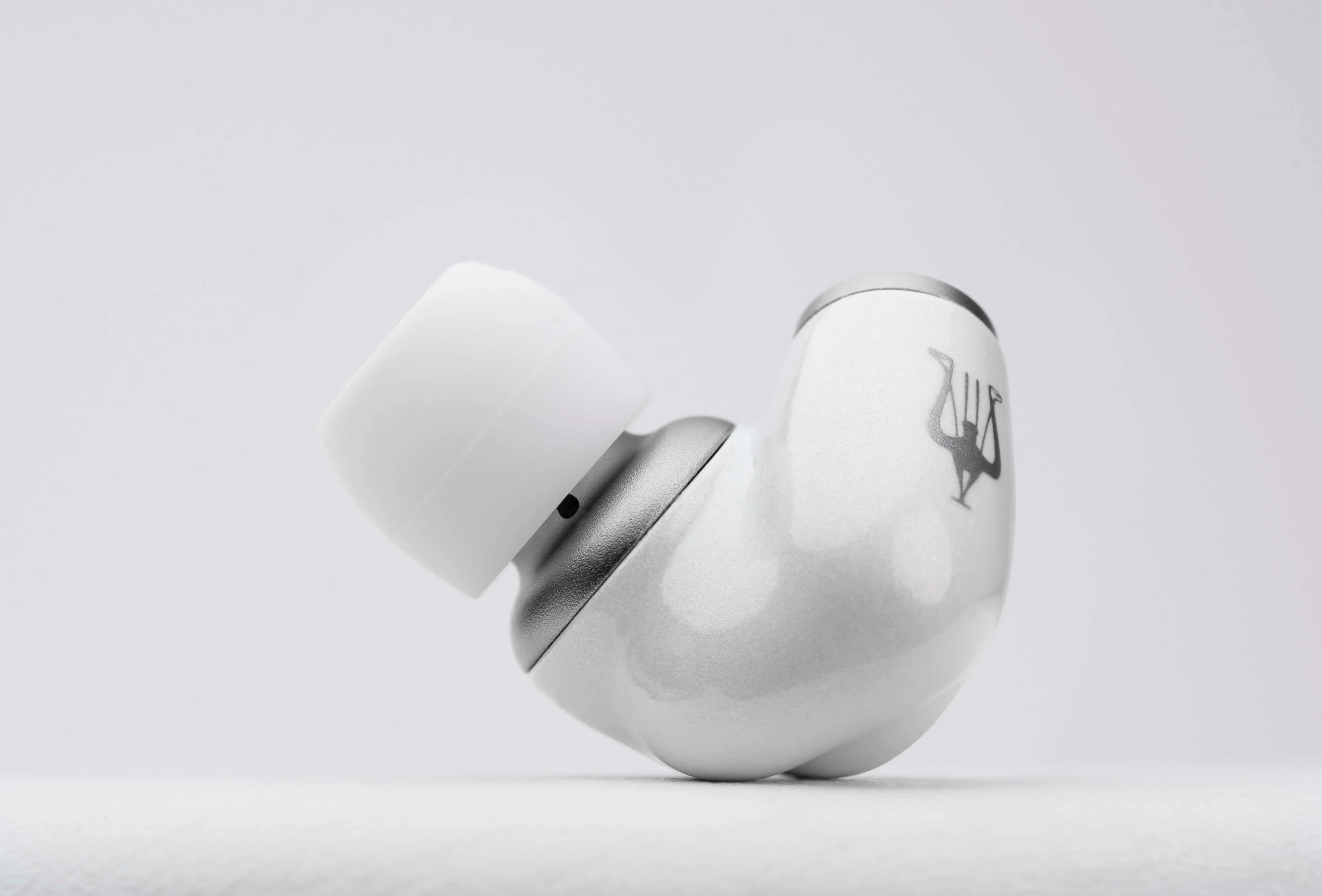 Mezeaudio ALBA | Écouteurs de type Bouton avec fils - Image 2