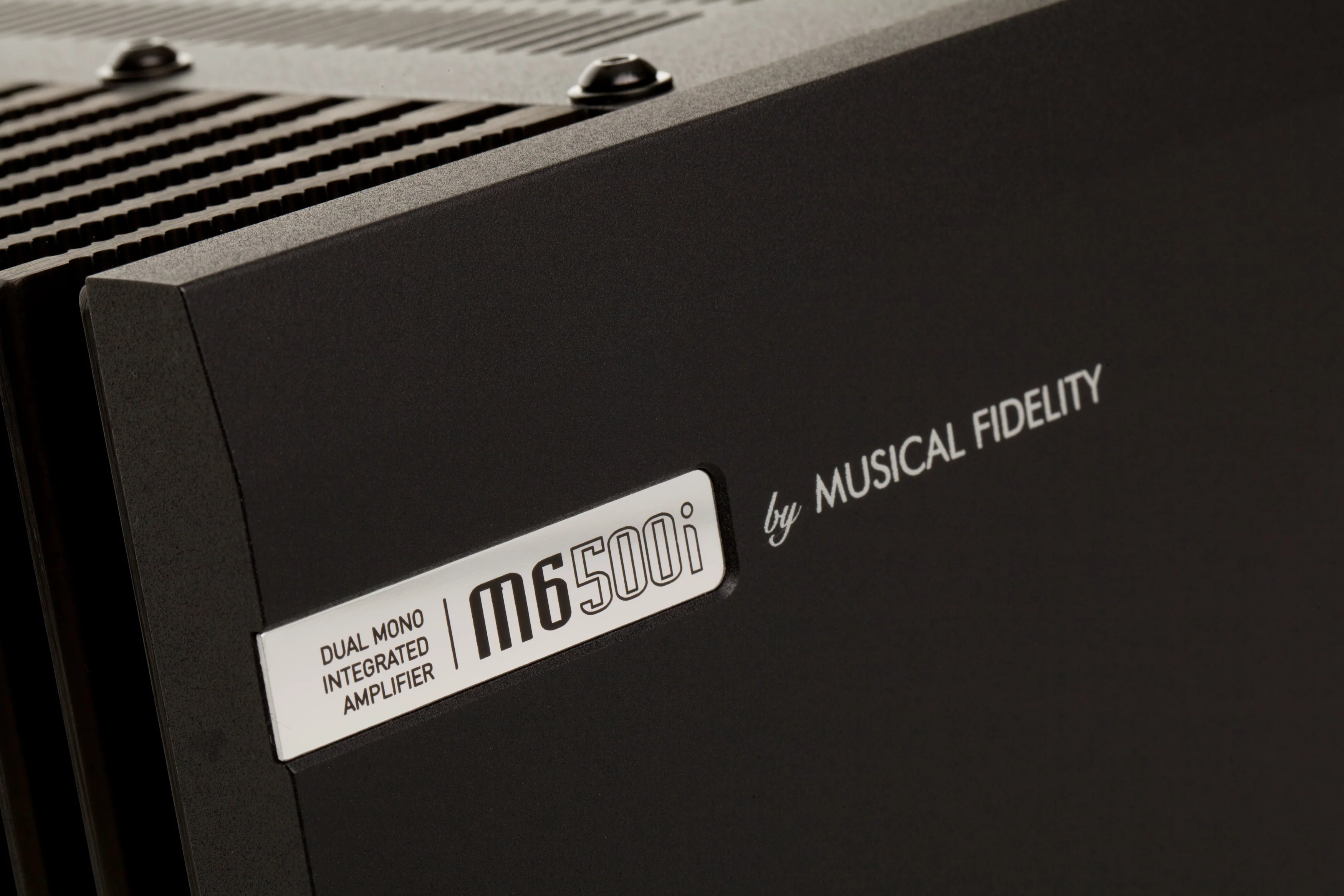 Musical Fidelity M6SI500 - Amplificateur stéréo intégré 500W/C, cinq entrées XLR - Image 18