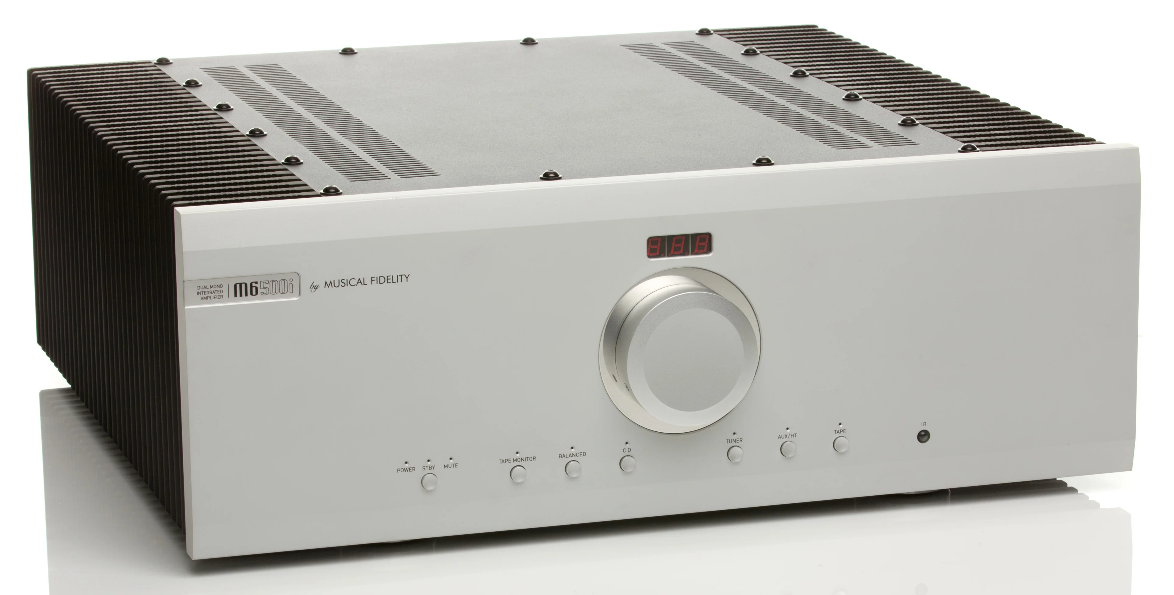 Musical Fidelity M6SI500 - Amplificateur stéréo intégré 500W/C, cinq entrées XLR - Image 7