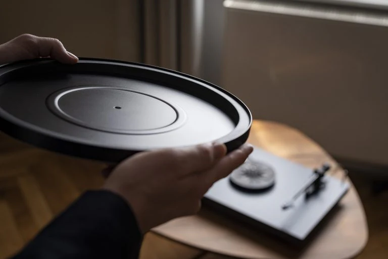 Pro-Ject Debut Carbon EVO-N - Table tournante de conception parfaite finition Piano Noir - Image 5