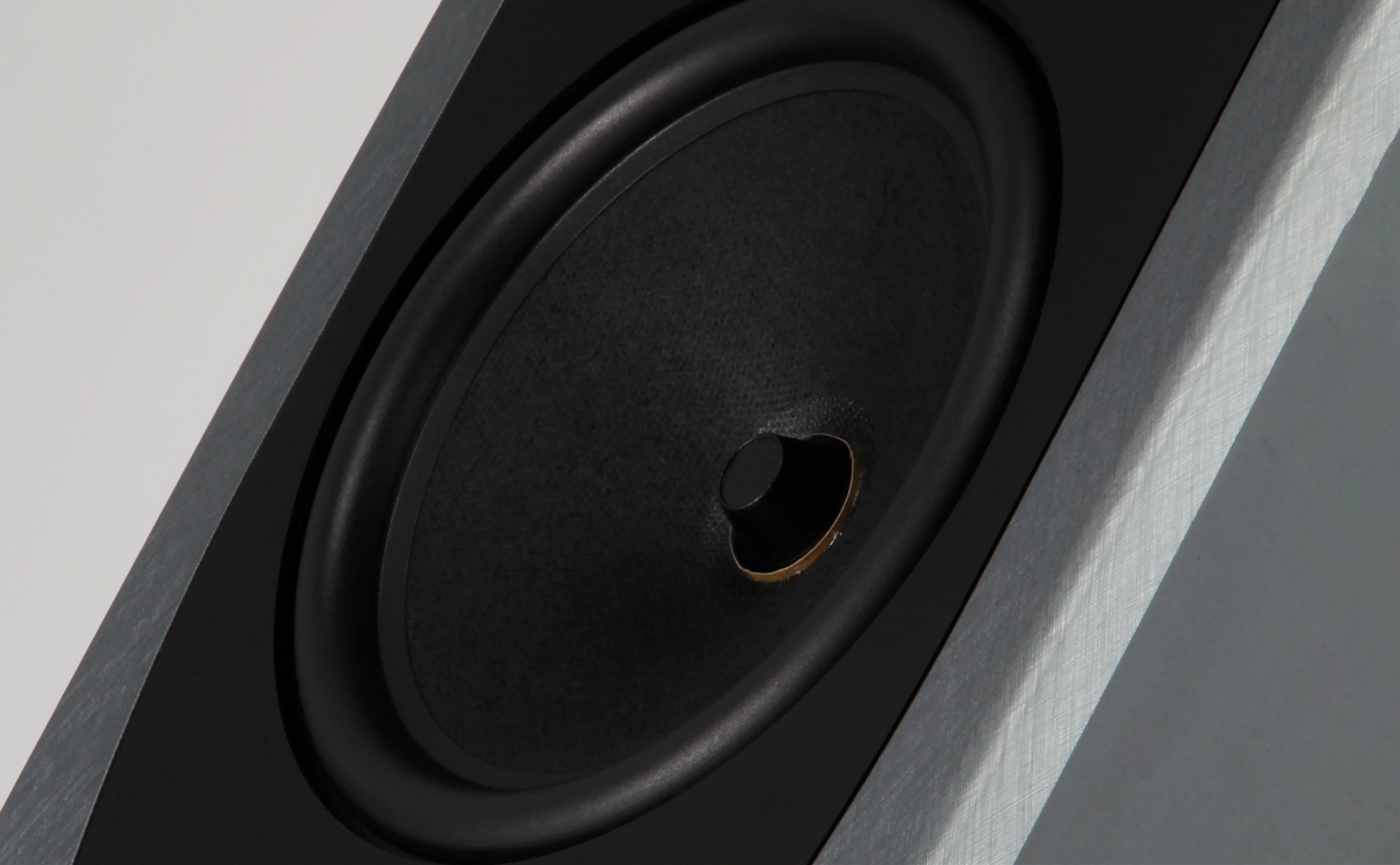 REGA AYA | Enceintes acoustiques de type colonne 2.5 voies - Image 9