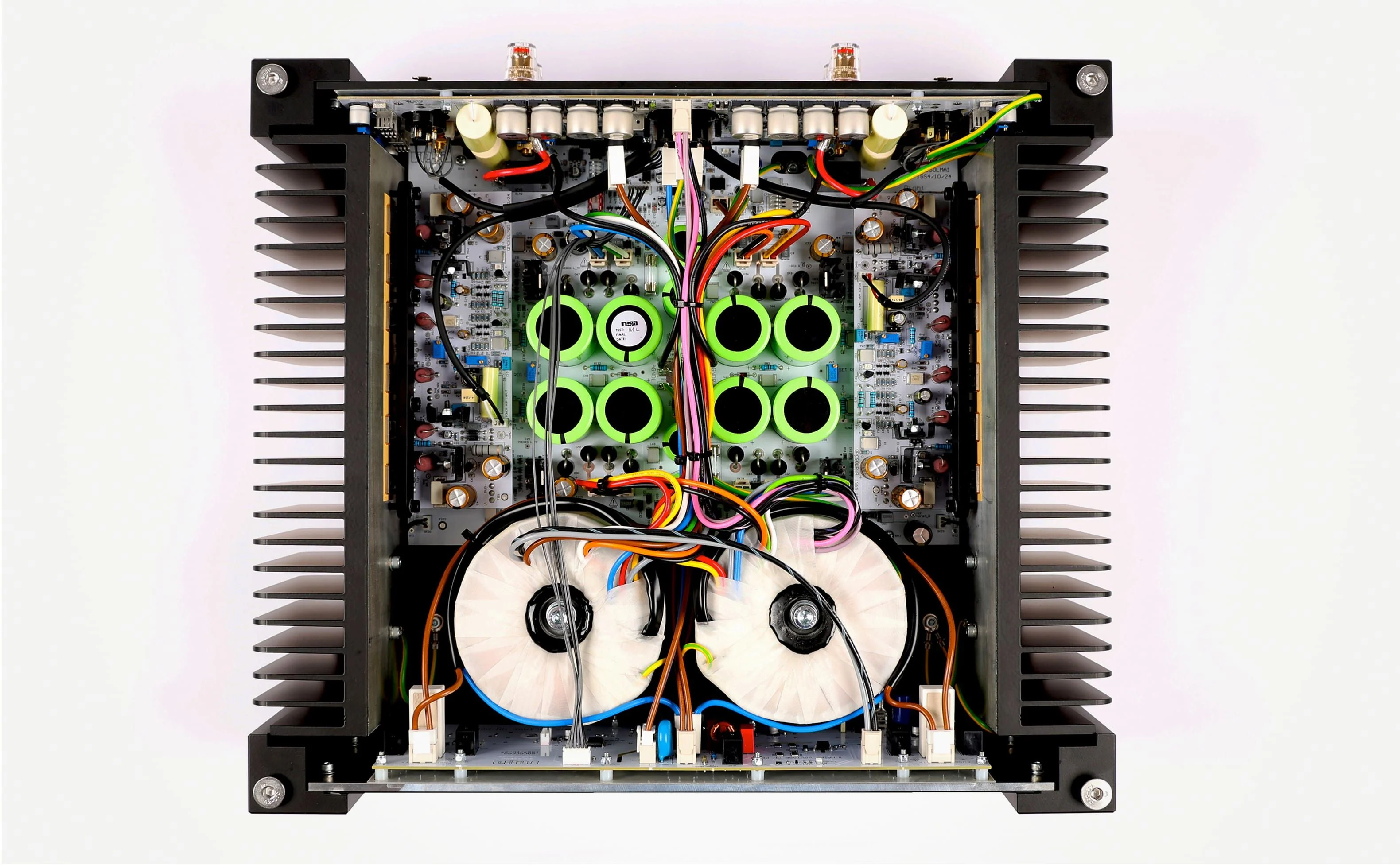 REGA Solis | Amplificateur de puissance  168Watts/Canal - Image 7