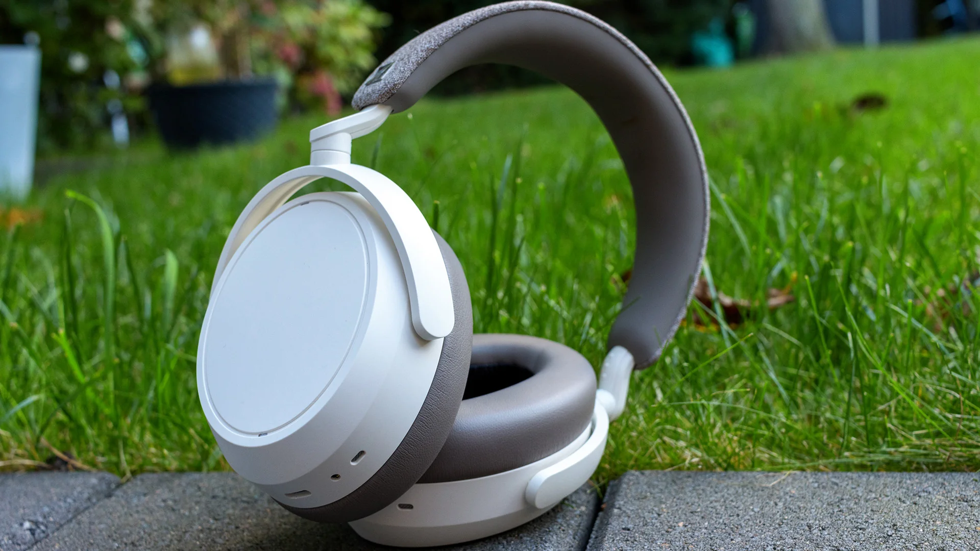 Sennheiser Momentum - Casque Bluetooth supra-auriculaire à réduction de bruit - Image 10