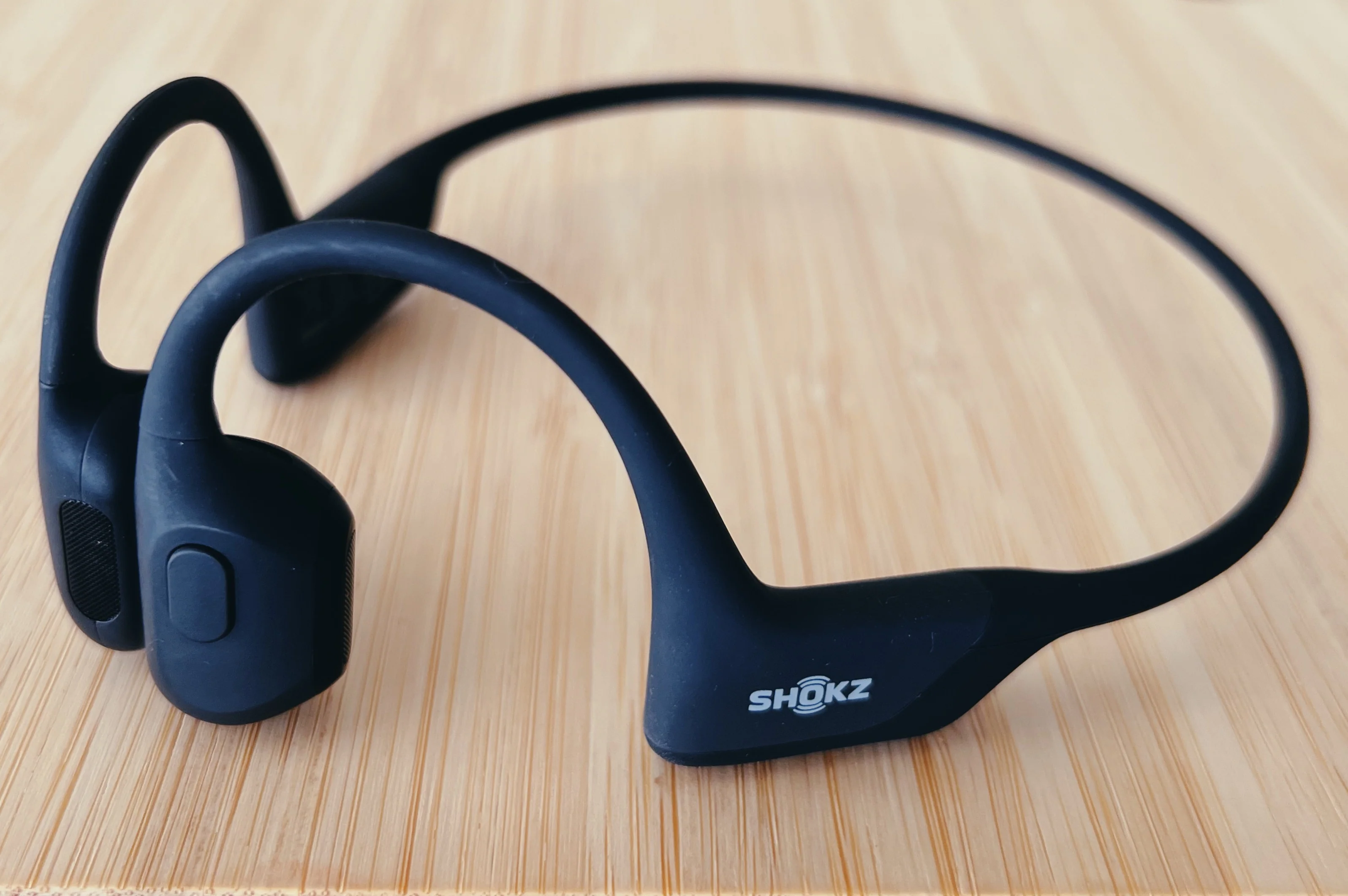 SHOKZ OPENRUN - Écouteurs de sport à conduction osseuse (29g) - Image 2