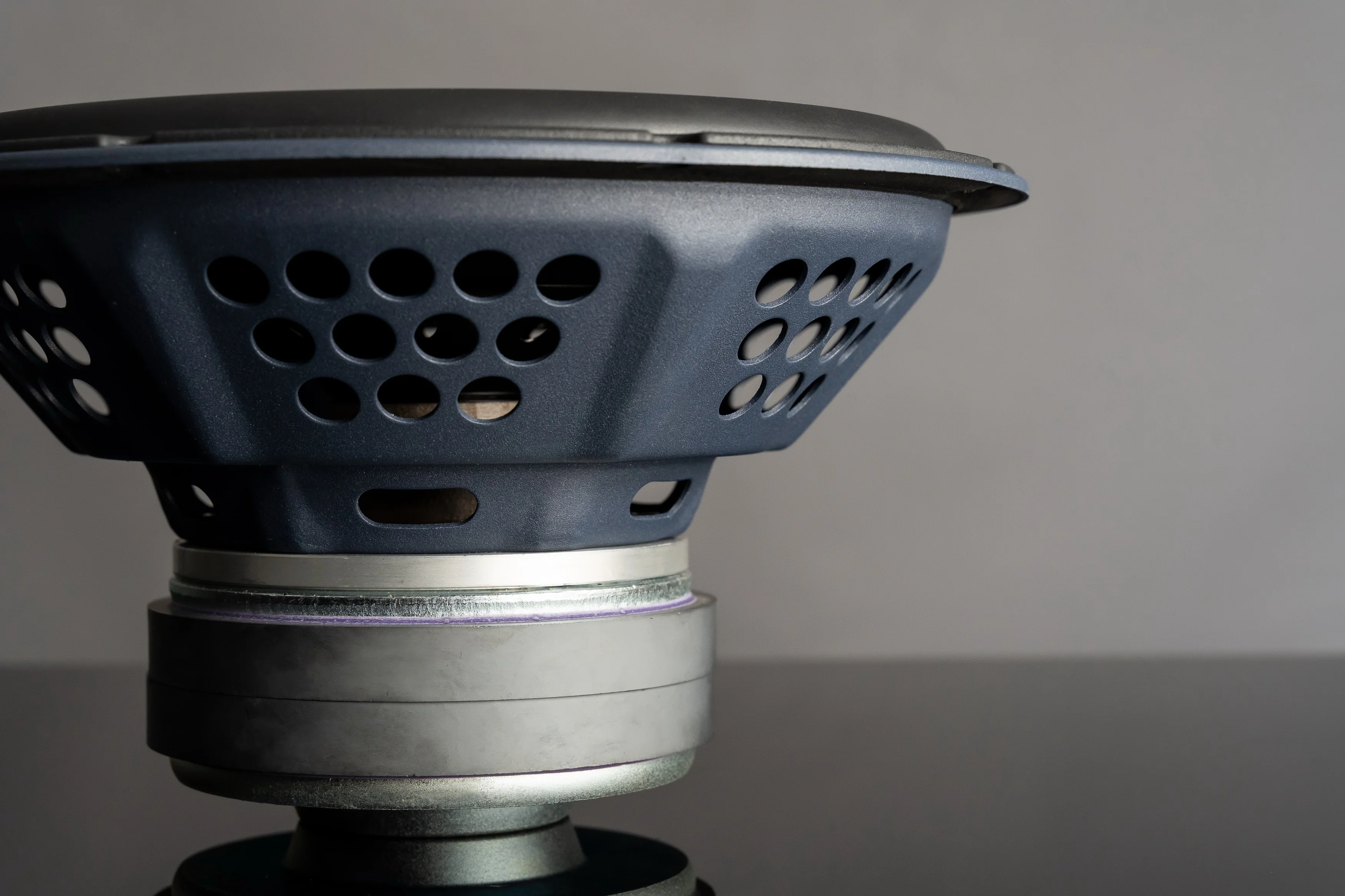 SVS PB-2000 Pro - Caisson de basses 550W avec haut-parleur de graves 12'' - Image 8