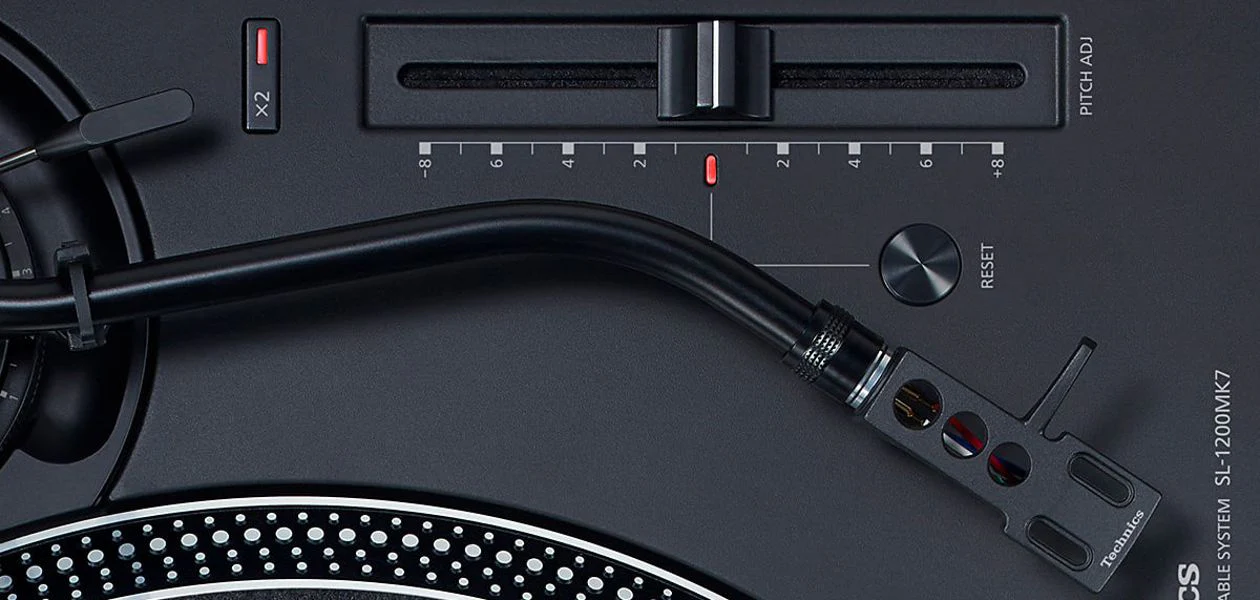 Technics SL-1200MK7 - Table tournante à entraînement direct référence des DJ - Image 12