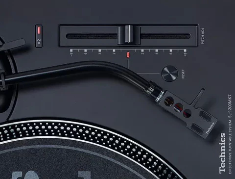Technics SL-1200MK7 - Table tournante à entraînement direct référence des DJ - Image 9