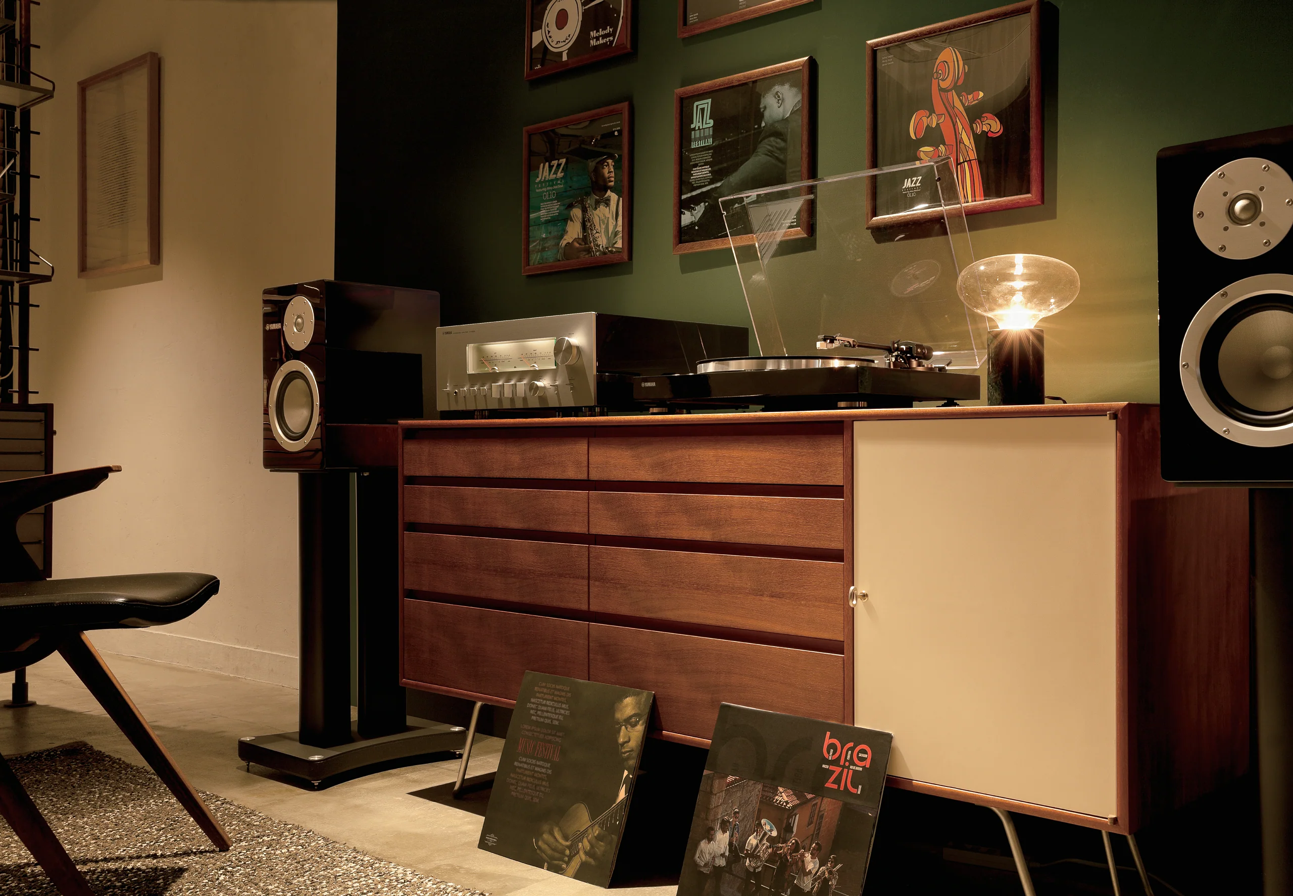 Yamaha AS3200 - Amplificateur stéréo intégré 100Watts par canal, entrée phono, HP A/B - Image 12